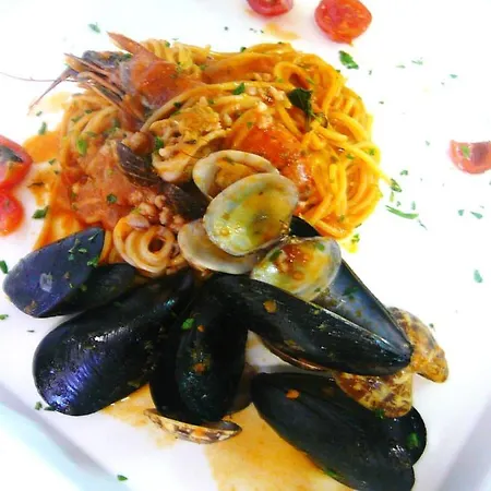 Alloggi E Trattoria Agli Alberoni Brussa