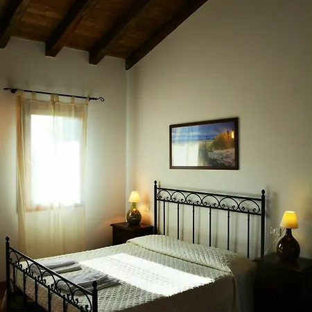 Alloggi E Trattoria Agli Alberoni Brussa
